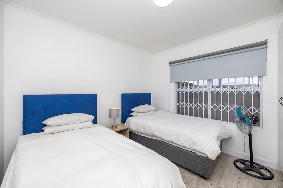 To Let 2 Bedroom Property for Rent in Big Bay Western Cape